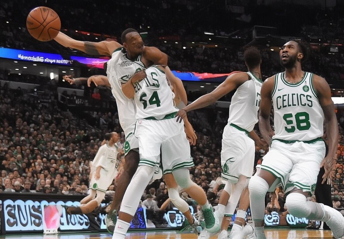 布朗31分塔图姆全面助力 凯尔特人东部决赛上演20分大逆转胜利