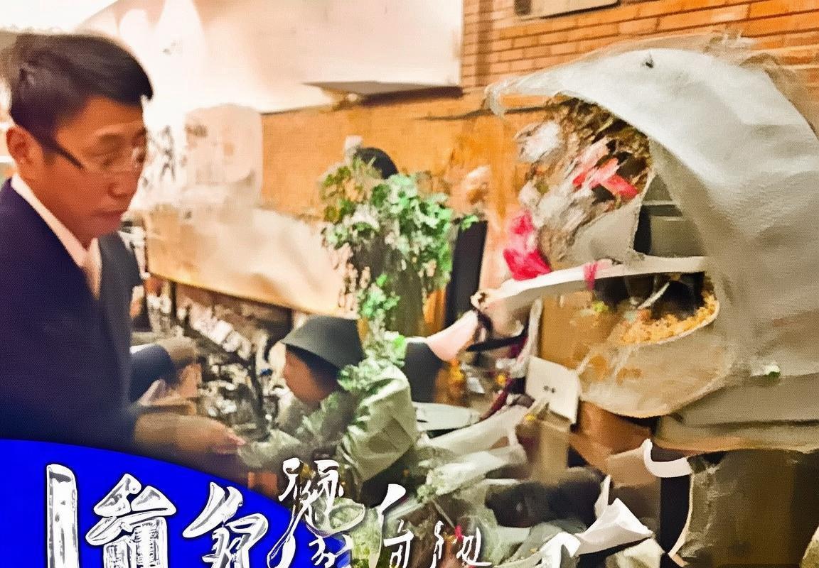 火箭主场大胜骑士！杰伦·格林32分闪耀，范弗利特12助攻穿针引线，申京内线支柱，团队胜利酣畅淋漓